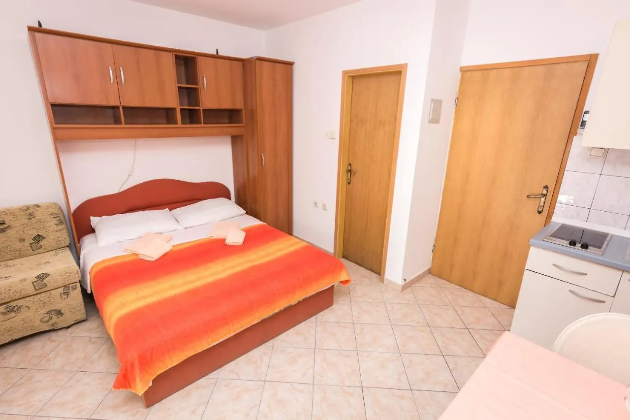 Apartments Ruzica Pinezići