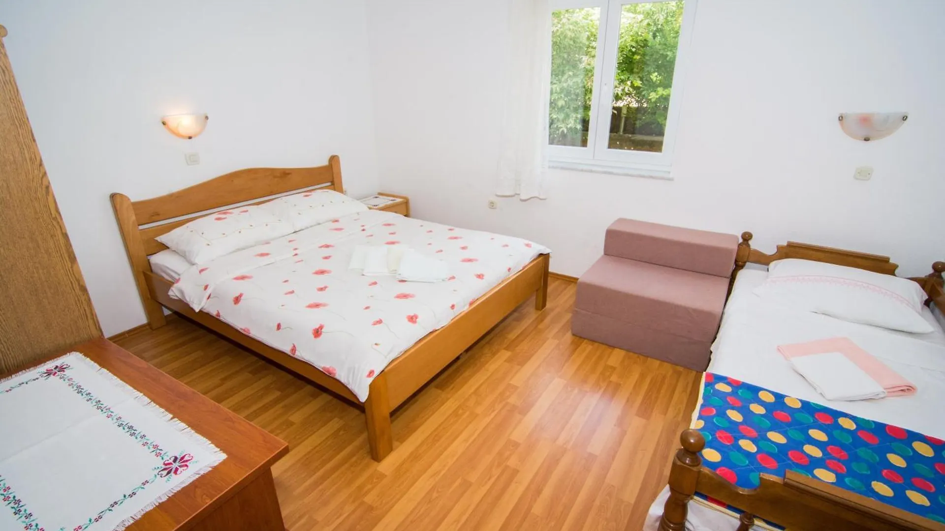 Apartments Ruzica Pinezići 0*,