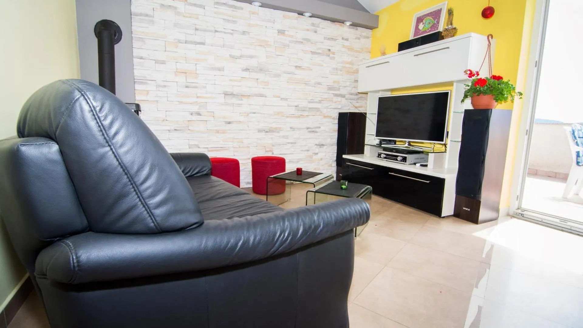 Apartments Ruzica Pinezići
