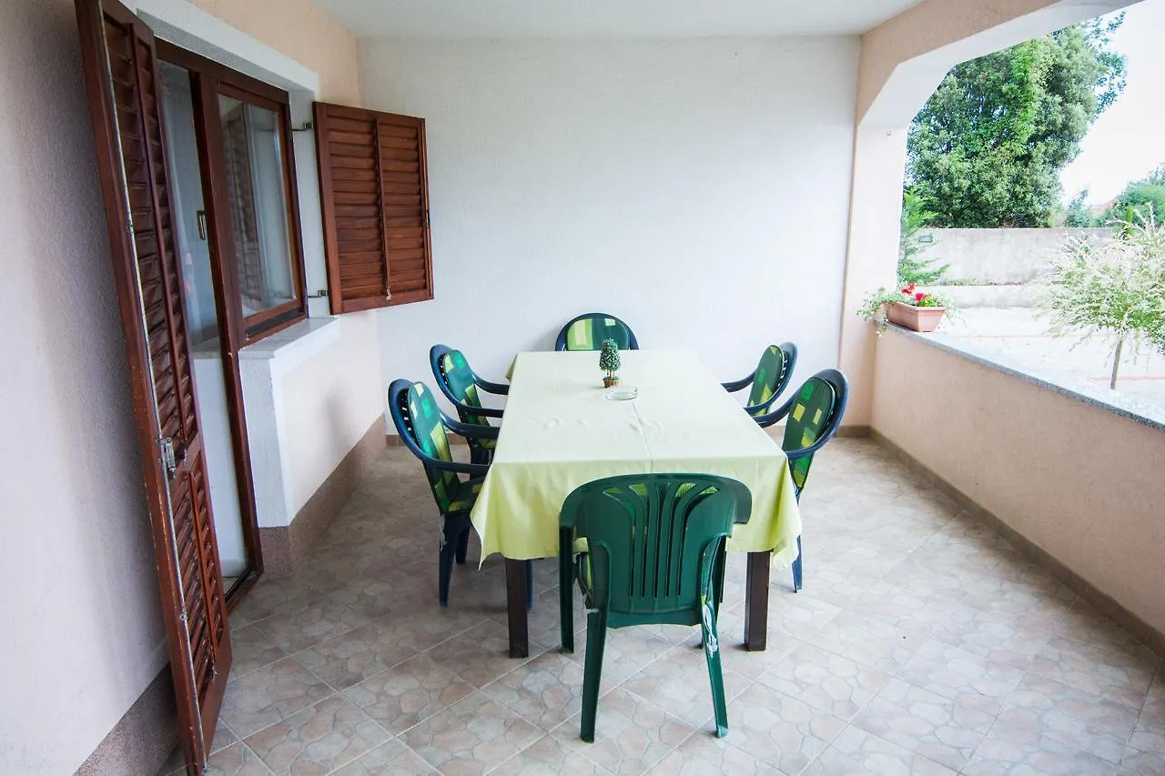 Apartments Ruzica Pinezići