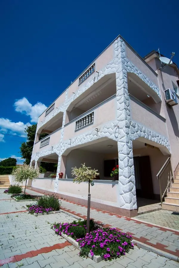 Apartments Ruzica Pinezići
