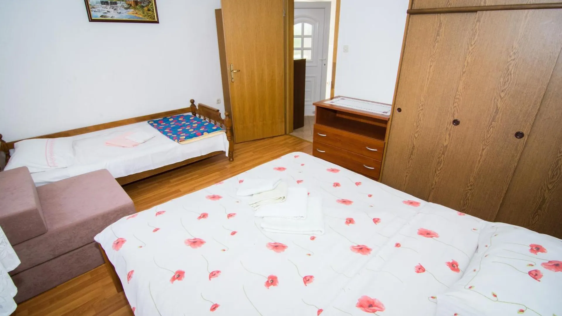 Apartments Ruzica Skrbcici Pinezici (Krk)
