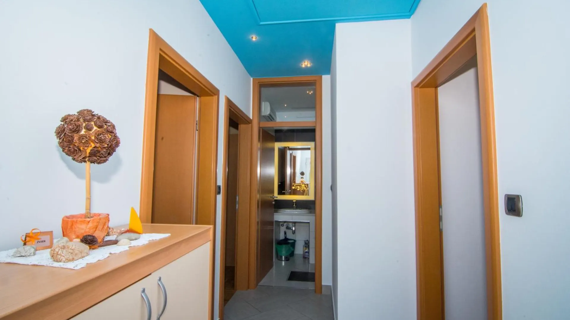 Apartments Ruzica Skrbcici  Pinezici (Krk)
